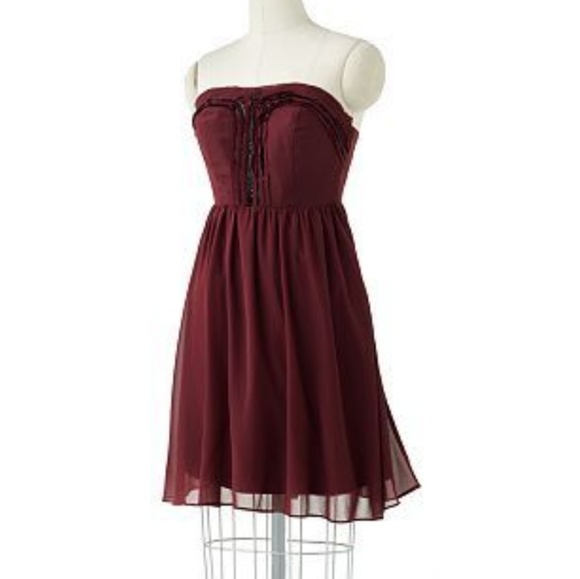LC Lauren Conrad Dresses & Skirts - Maroon Cocktail Dress